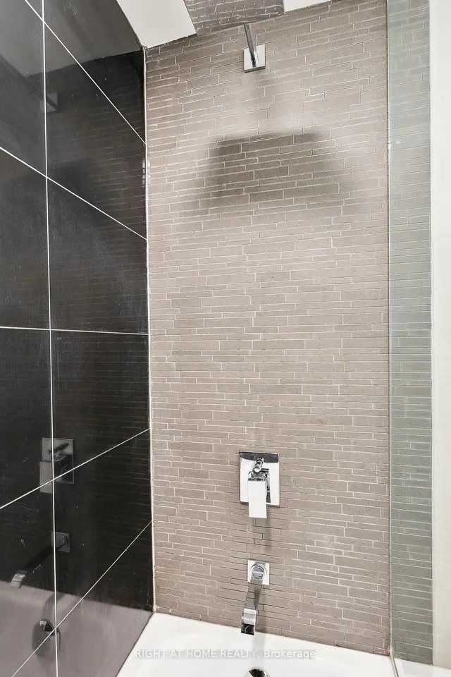 Additional image 26 of 32 Davenport Rd Unit 311