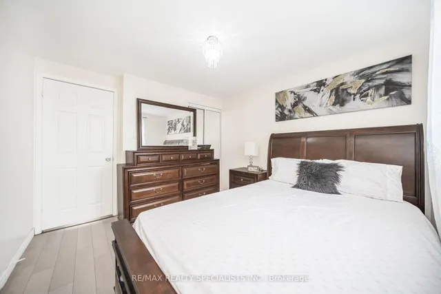 Additional image 29 of 144 Fleetwood Cres