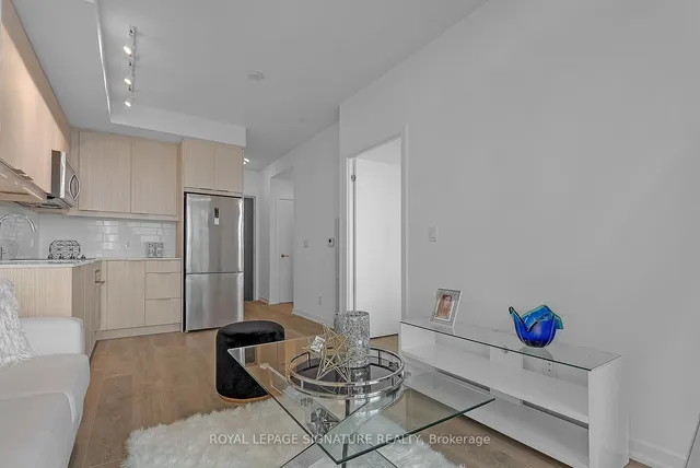 Additional image 9 of 36 Forest Manor Rd Unit 722