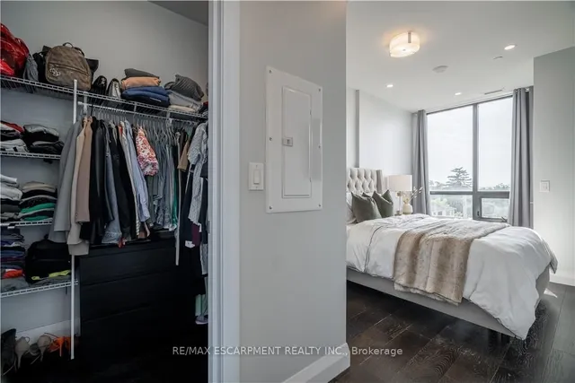 Additional image 15 of 101 Locke St Unit 409