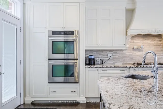 Additional image 10 of 21A Roycrest Ave