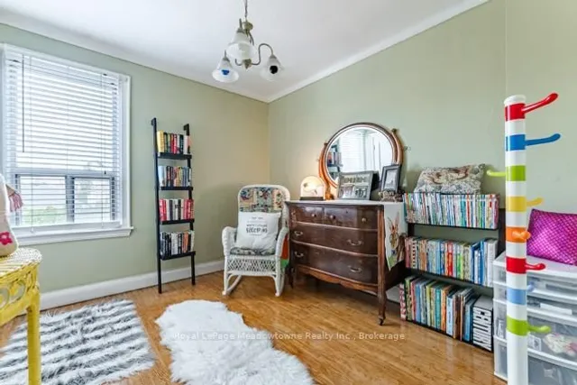 Additional image 21 of 60 Cameron Ave