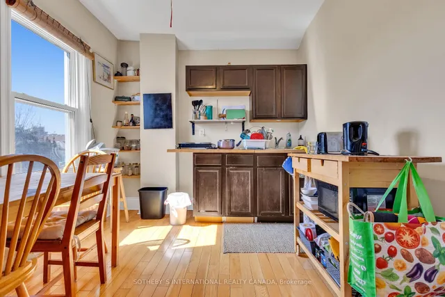 Additional image 17 of 43 Burnfield Ave