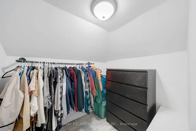 Additional image 19 of 21 Duff St