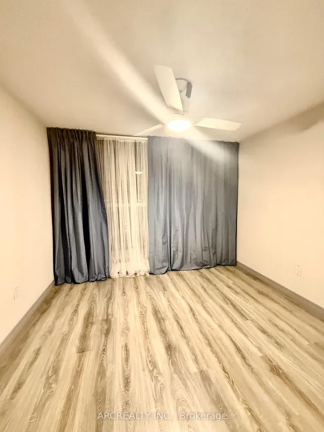 Additional image 22 of 4673 Jane St Unit 1007