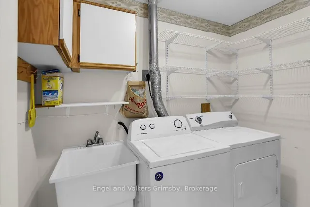 Additional image 12 of 3050 Pinemeadow Dr Unit 16