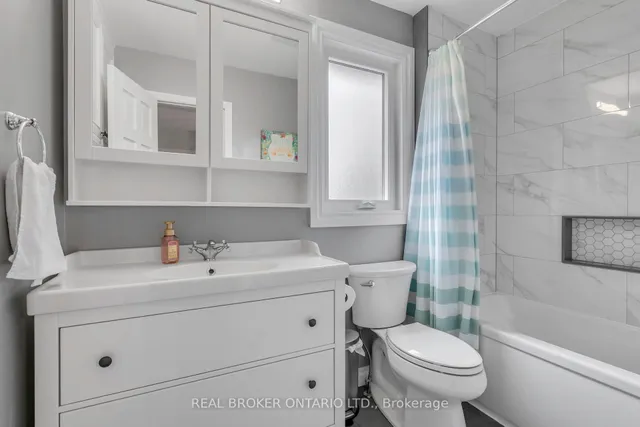 Additional image 18 of 40 Montcalm Pl