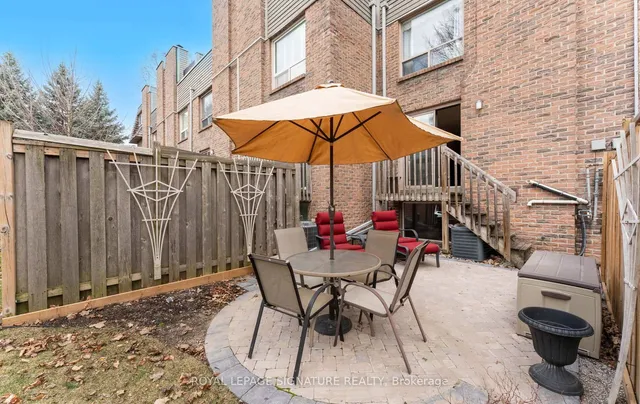 Additional image 37 of 74 Dutch Myrtle Way