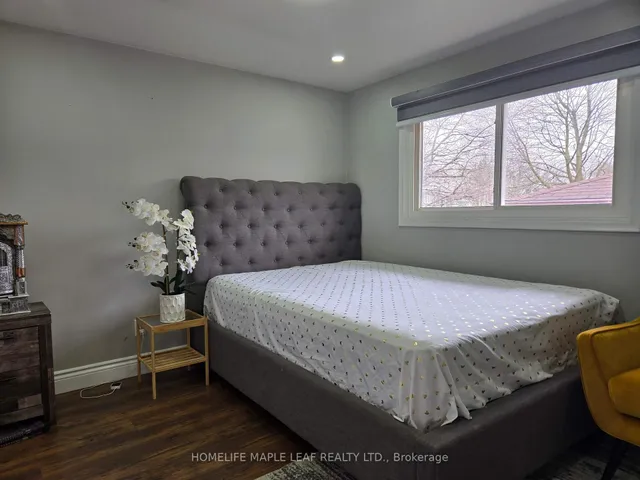 Additional image 9 of 261 Overlea Dr