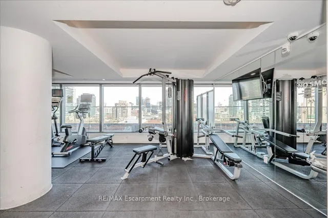 Additional image 31 of 60 Colborne St Unit 802