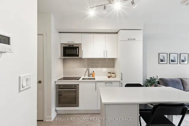 Additional image 2 of 576 Front St Unit 302E