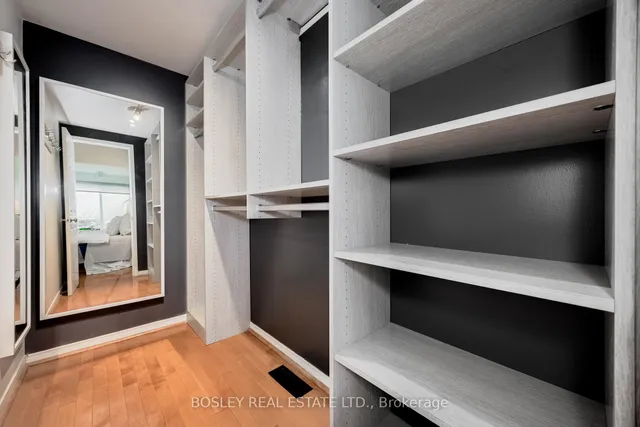 Additional image 25 of 95 Summerhill Ave Unit 10