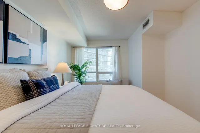 Additional image 13 of 20 Blue Jays Way Unit 1401