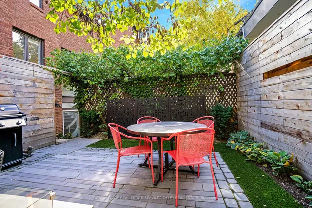 Additional image 27 of 58 Elm Ave Unit TH4