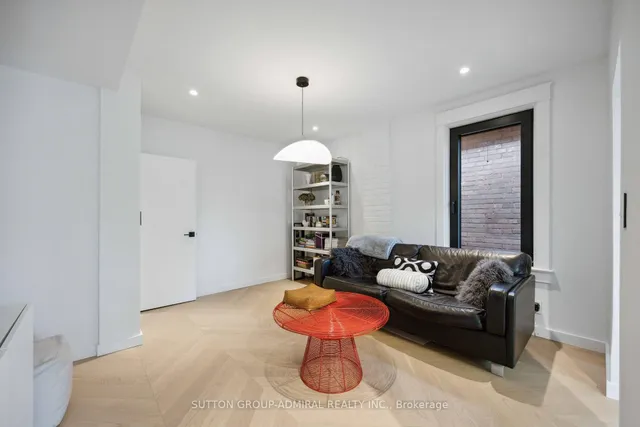 Additional image 25 of 427 Annette St