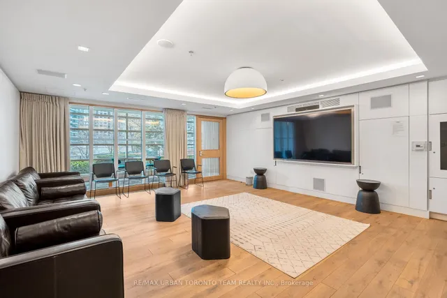 Additional image 26 of 81 Navy Wharf Crt Unit 2909