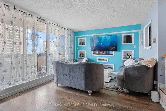 Additional image 11 of 5 San Romano Way Unit 902