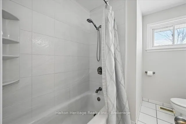 Additional image 23 of 452 Wedgewood Dr