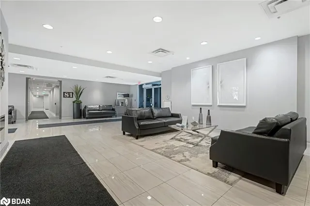 Additional image 4 of 81 Robinson St Unit 1104