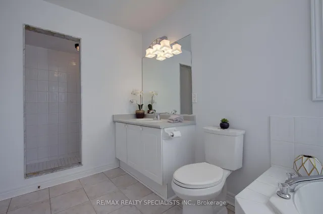 Additional image 18 of 10 Sam Frustaglio Dr