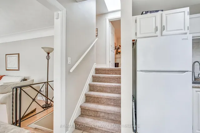 Additional image 22 of 129 ONEIDA Blvd