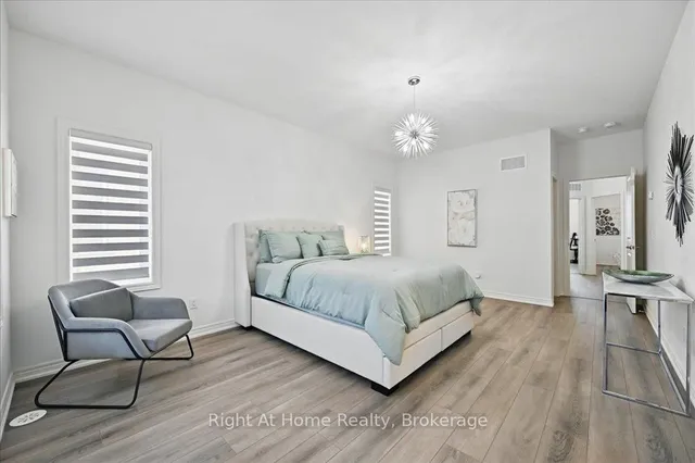 Additional image 36 of 465 Dundas St