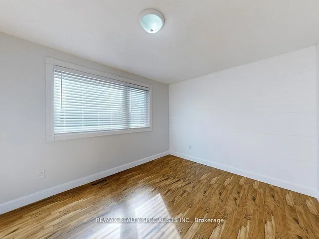 Additional image 25 of 34 Madoc Dr