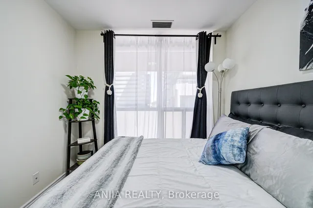 Additional image 20 of 60 Town Center Crt Unit 202