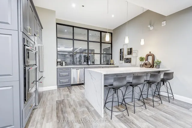 Additional image 35 of 1 Redfern Ave Unit 424