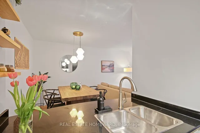 Additional image 6 of 34 Western Battery Rd Unit 429