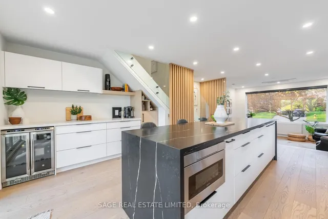 Additional image 16 of 9 Lionel Heights Cres