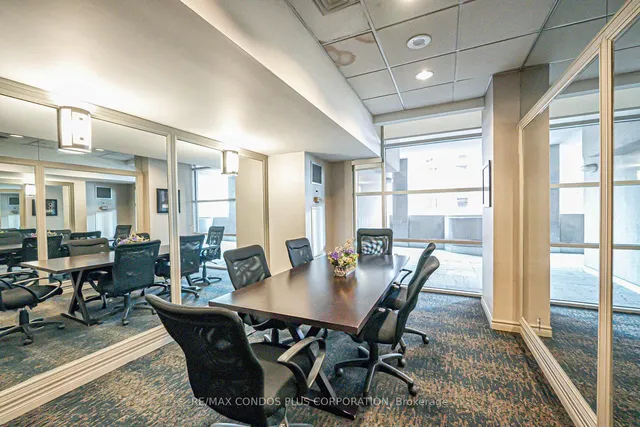 Additional image 29 of 736 Bay St Unit 1810