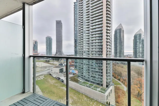 Additional image 32 of 88 Park Lawn Rd Unit 1606