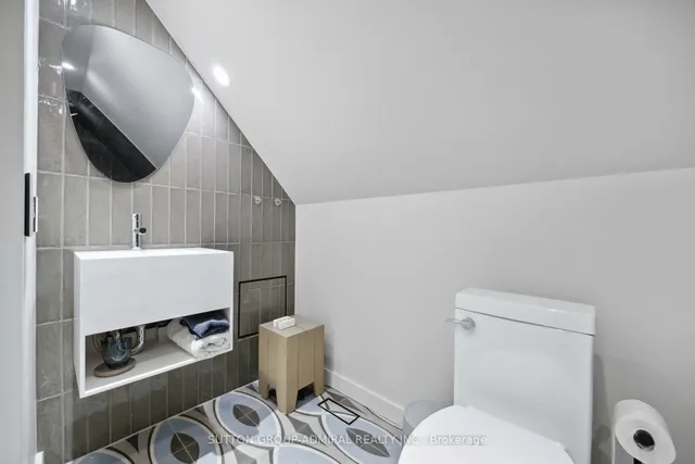 Additional image 30 of 427 Annette St