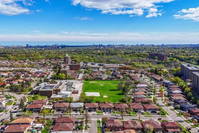 Additional image 25 of 3049 Finch Ave Unit 2006