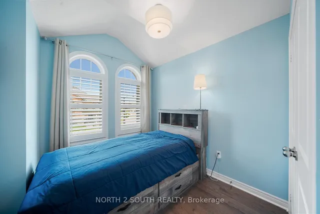 Additional image 24 of 22 Bernadino St