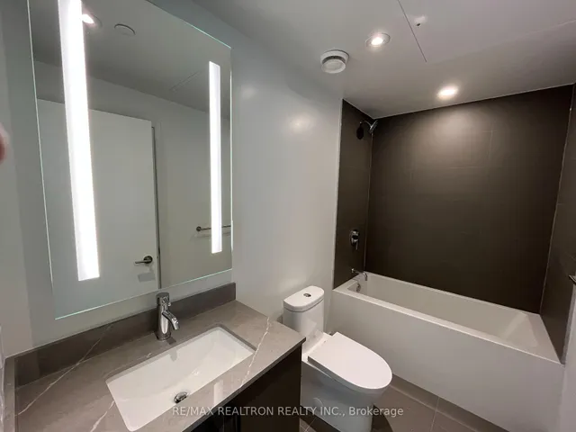 Additional image 37 of 135 East Liberty St Unit 1907