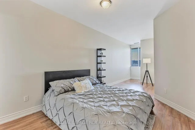 Additional image 27 of 10 Gateway Blvd Unit 521