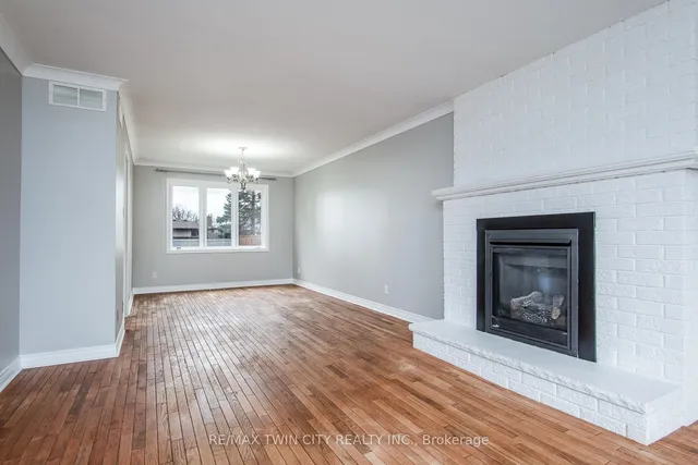 Additional image 10 of 12 Sunrise Dr