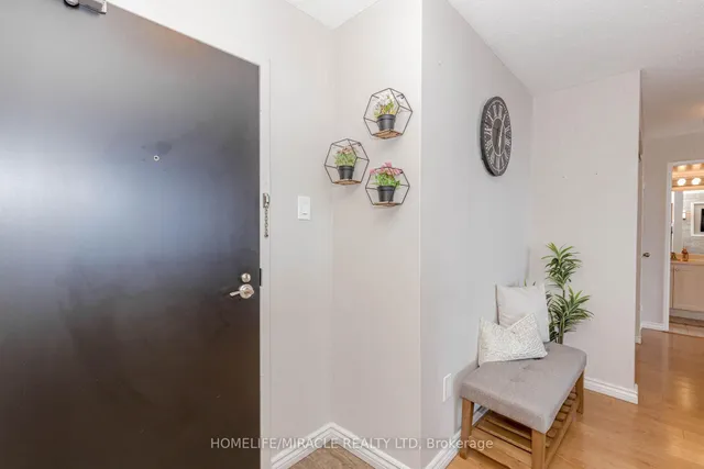 Additional image 6 of 2721 Victoria Park Ave Unit 1503