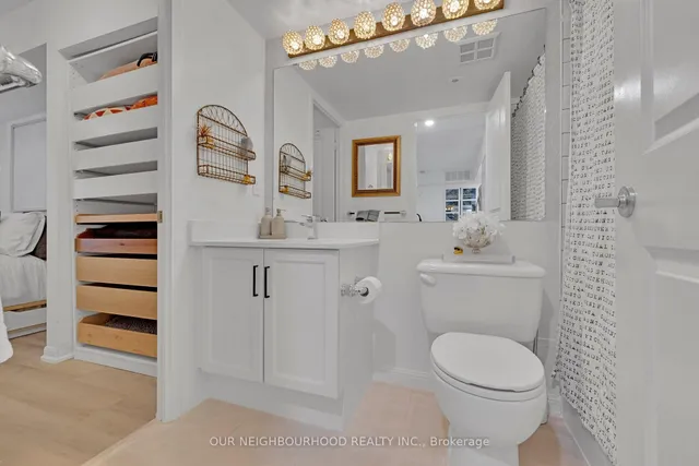 Additional image 22 of 93 The Queensway Ave Unit TH60