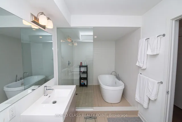 Additional image 36 of 133 Green Gardens Blvd