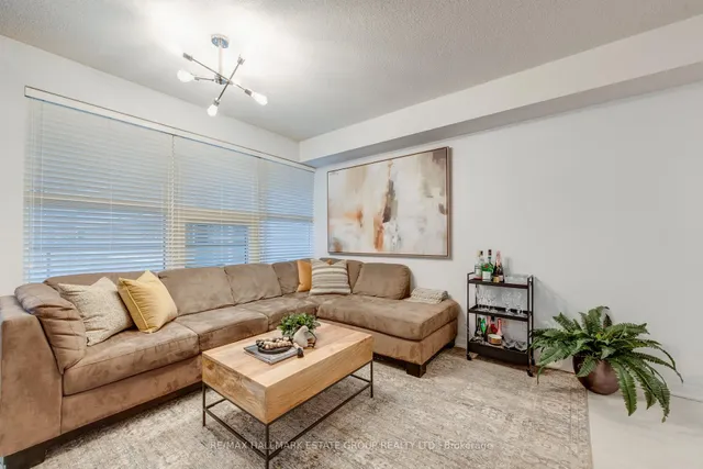 Additional image 7 of 59 East Liberty St Unit 401