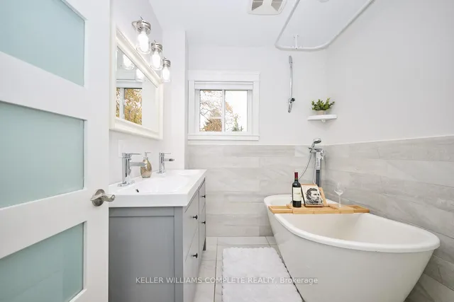 Additional image 14 of 965 KINGSWAY Dr