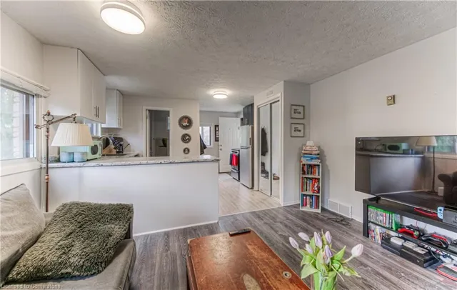 Additional image 27 of 126 David St