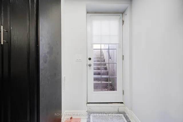 Additional image 39 of 6 PENLEA Gate