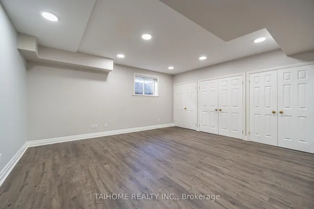 Additional image 33 of 47 Citation Dr