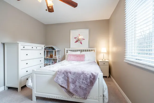 Additional image 17 of 27 Gladiola Dr