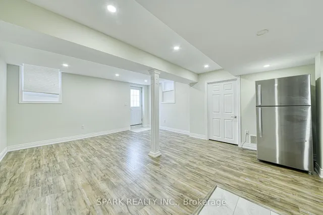 Additional image 32 of 147 Weston Dr