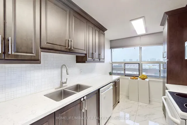 Additional image 24 of 15 Kensington Rd Unit 1112